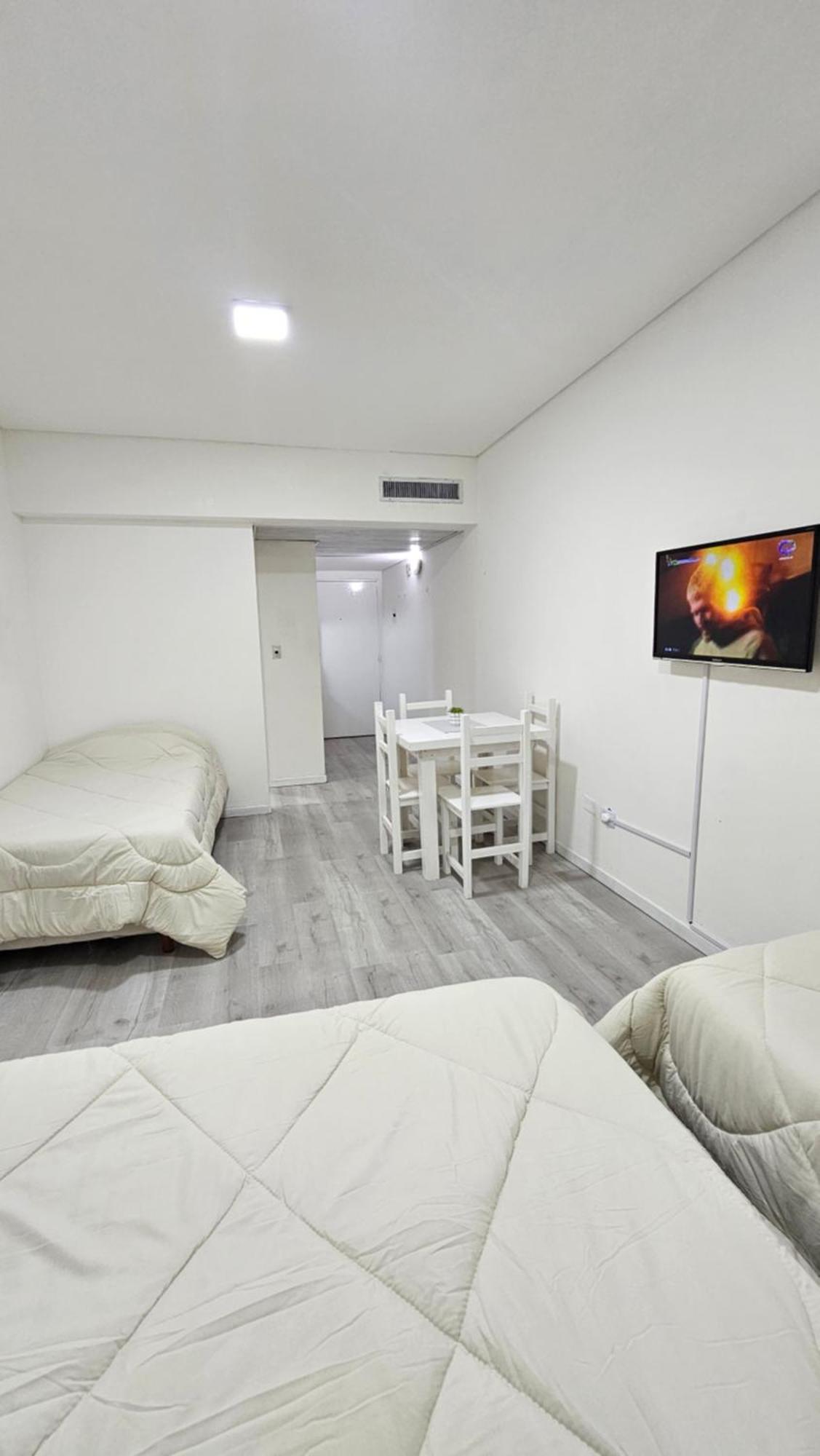 Departamento En Microcentro A Pasos Del Obelisco Appartement Buenos Aires Buitenkant foto